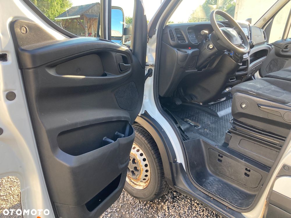 Iveco 35S16 - 13