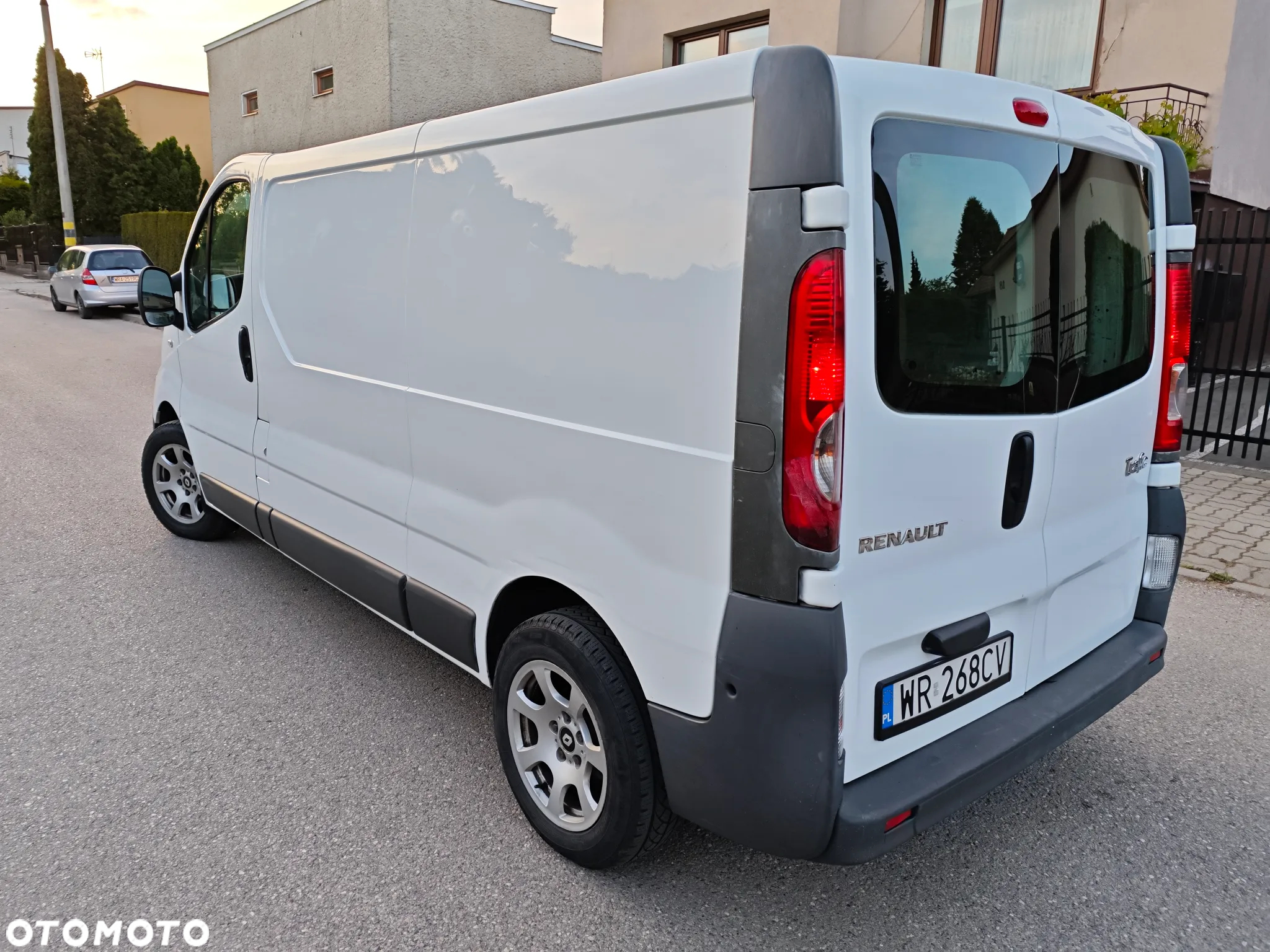 Renault Trafic - 4