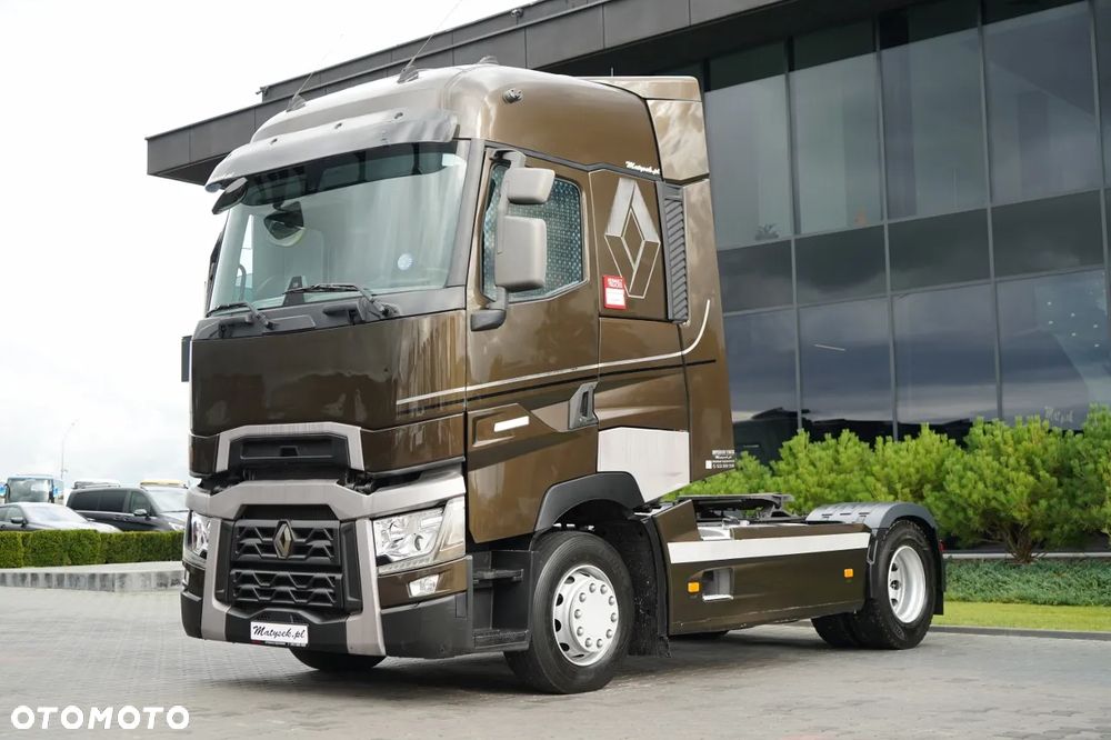 Renault T