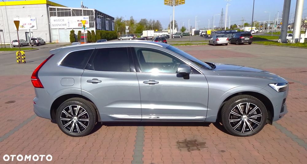 Volvo XC 60 T8 Plug-In Hybrid AWD Ultra Dark - 10