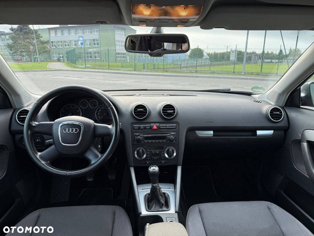 Audi A3 Sportback 1.6 Ambition - 6