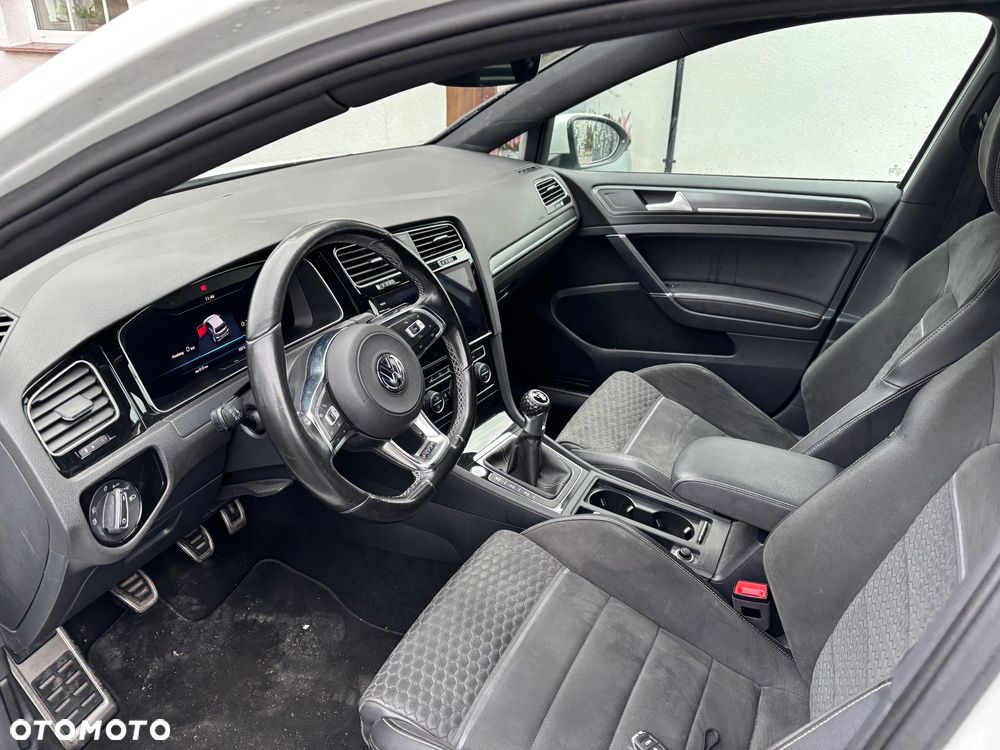 Volkswagen Golf 2.0 TDI BMT GTD - 24
