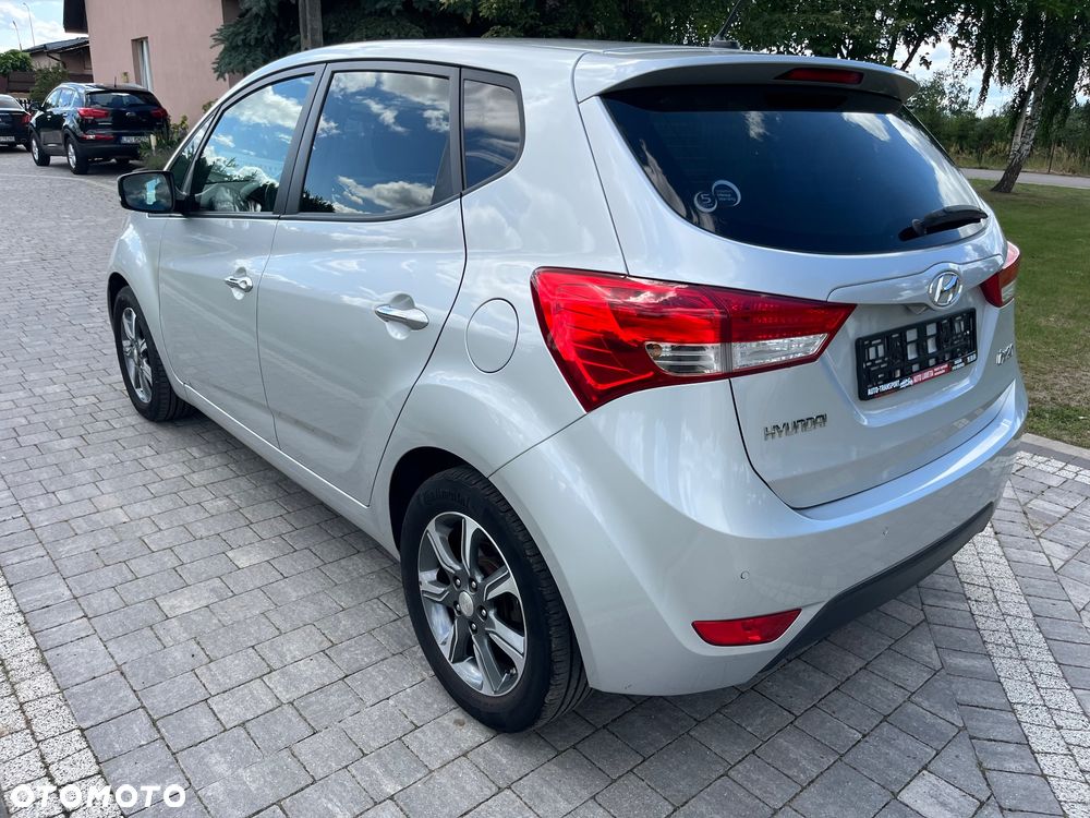 Hyundai ix20 1.6 Premium - 8