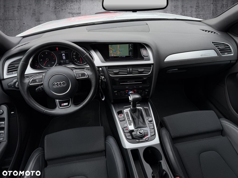 Audi A4 Avant 2.0 TDI DPF quattro S tronic S line Sportpaket - 11