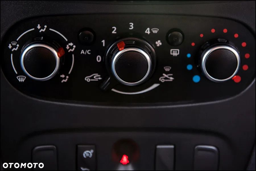 Dacia Sandero Stepway TCe 90 (S&S) Celebration - 24