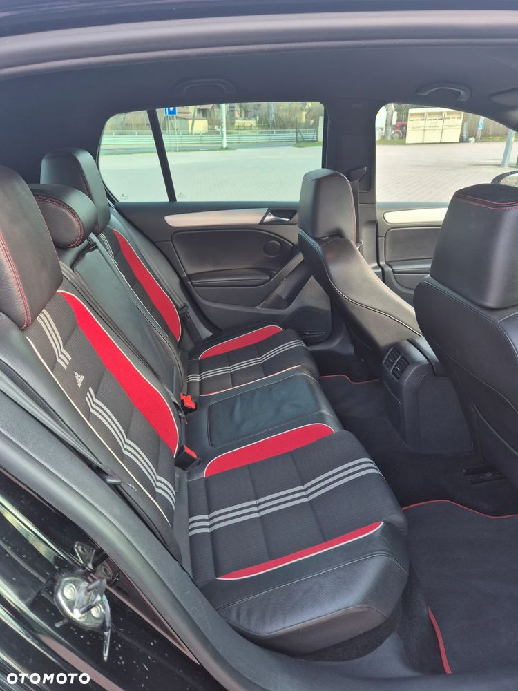 Volkswagen Golf 2.0 TSI GTI - 22