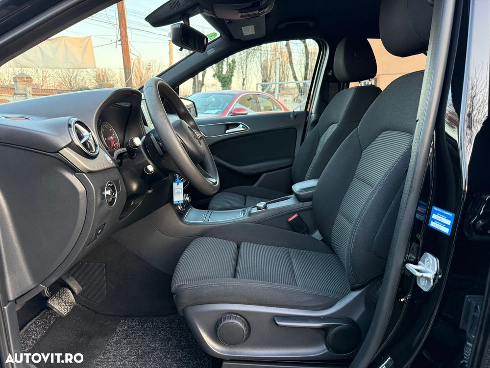Mercedes-Benz B 180 d 7G-DCT - 7