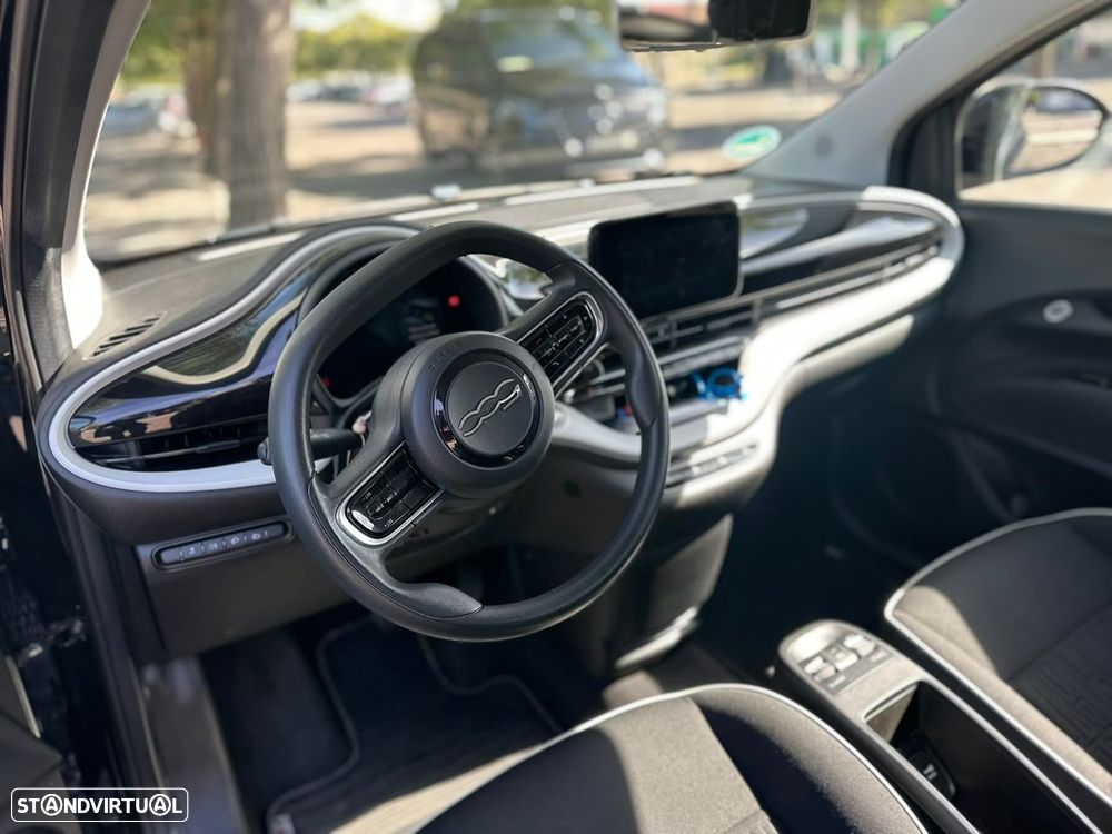 Fiat 500E 2022 photo 3