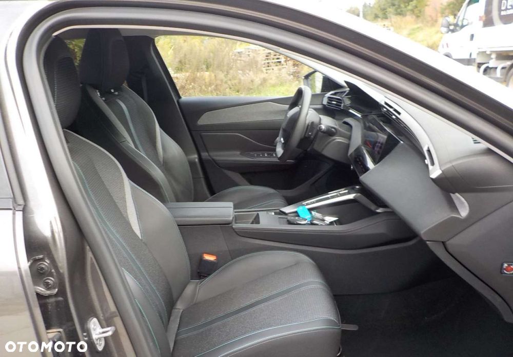 Peugeot 308 - 16