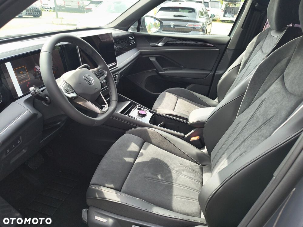 Volkswagen Tiguan - 10