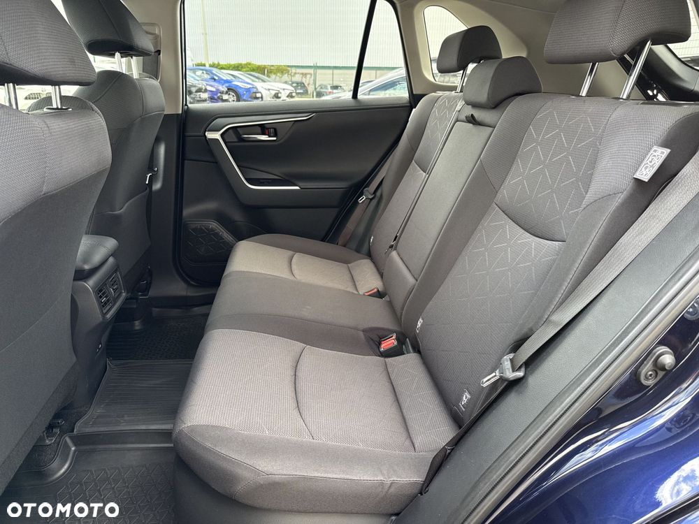 Toyota RAV4 - 12