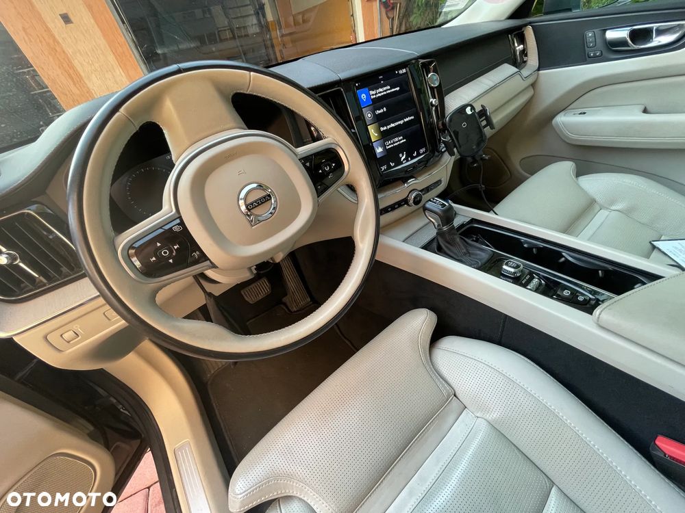 Volvo XC 60 D5 AWD Inscription - 2