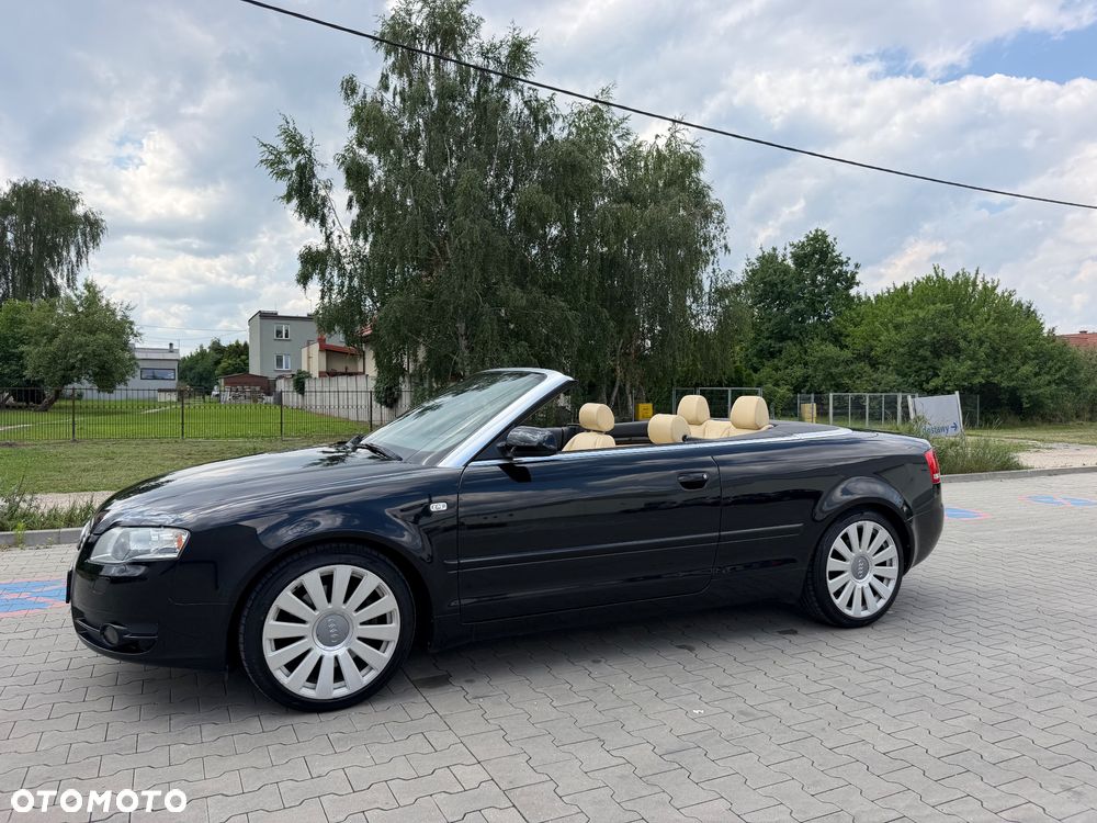 Audi A4 Cabrio 3.2 FSI Multitronic - 8
