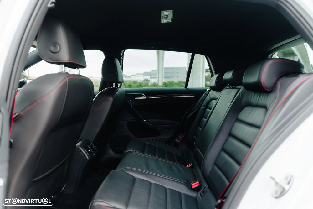 VW Golf GTI Clubsport DSG - 34