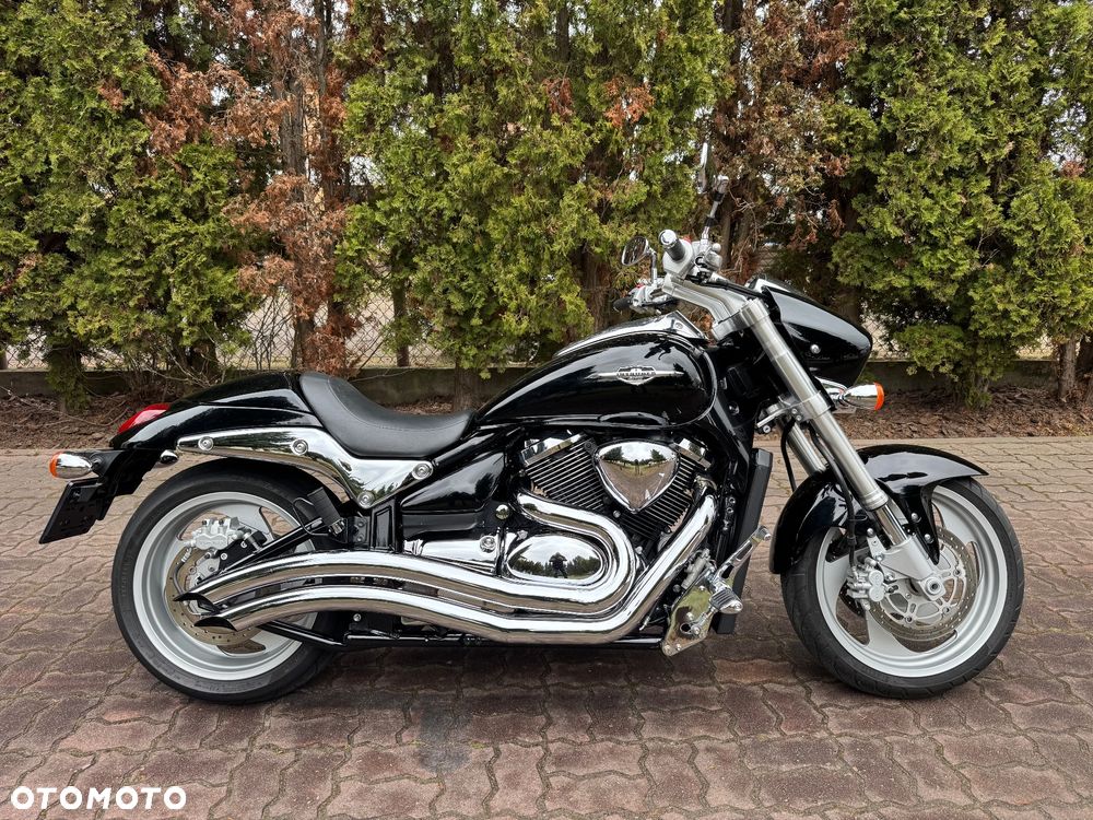 Suzuki Intruder - 2