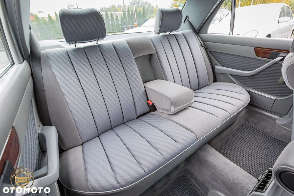 Mercedes-Benz Klasa S - 21