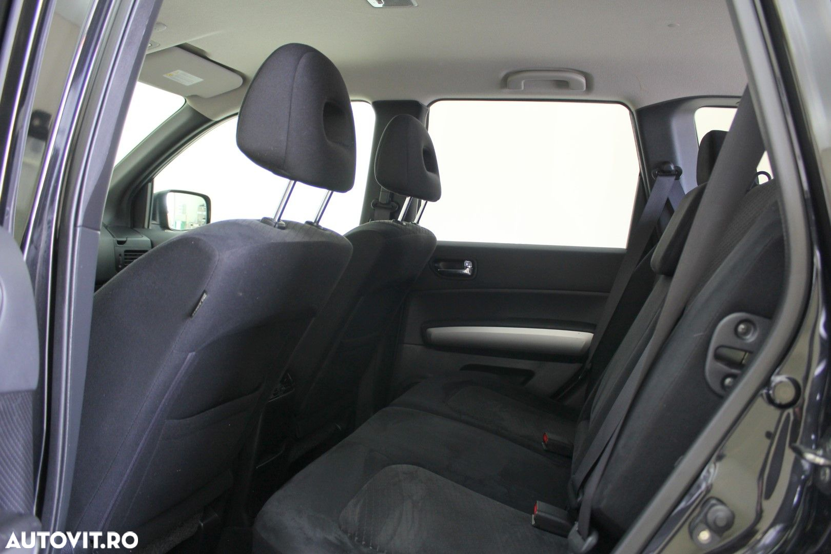 Nissan X-Trail - 9