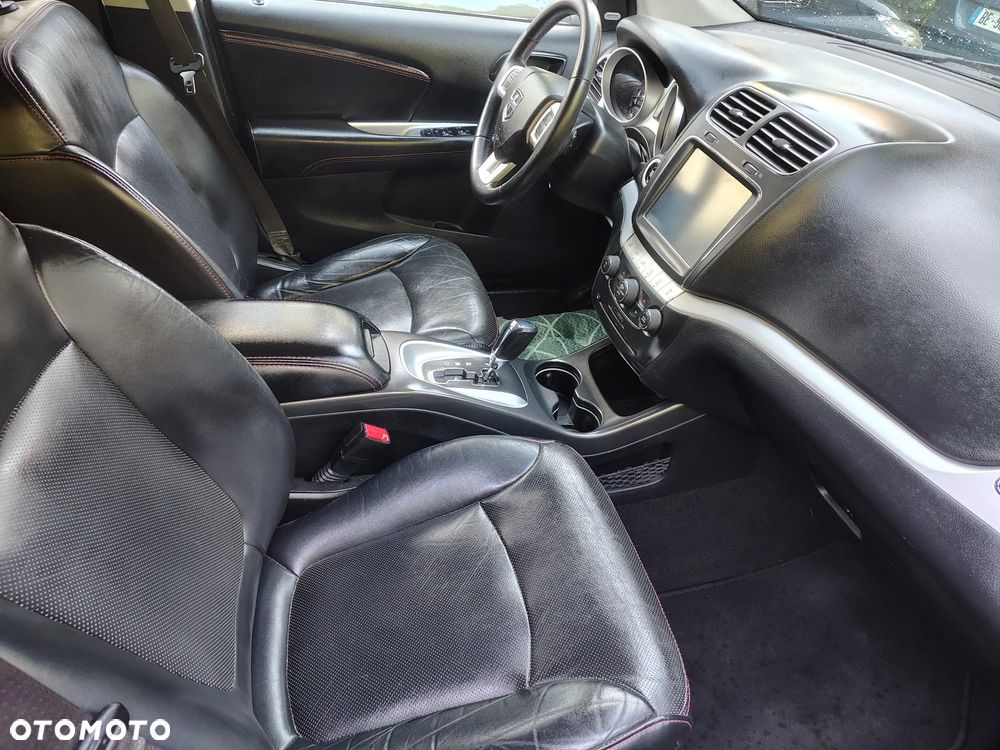 Dodge Journey - 11