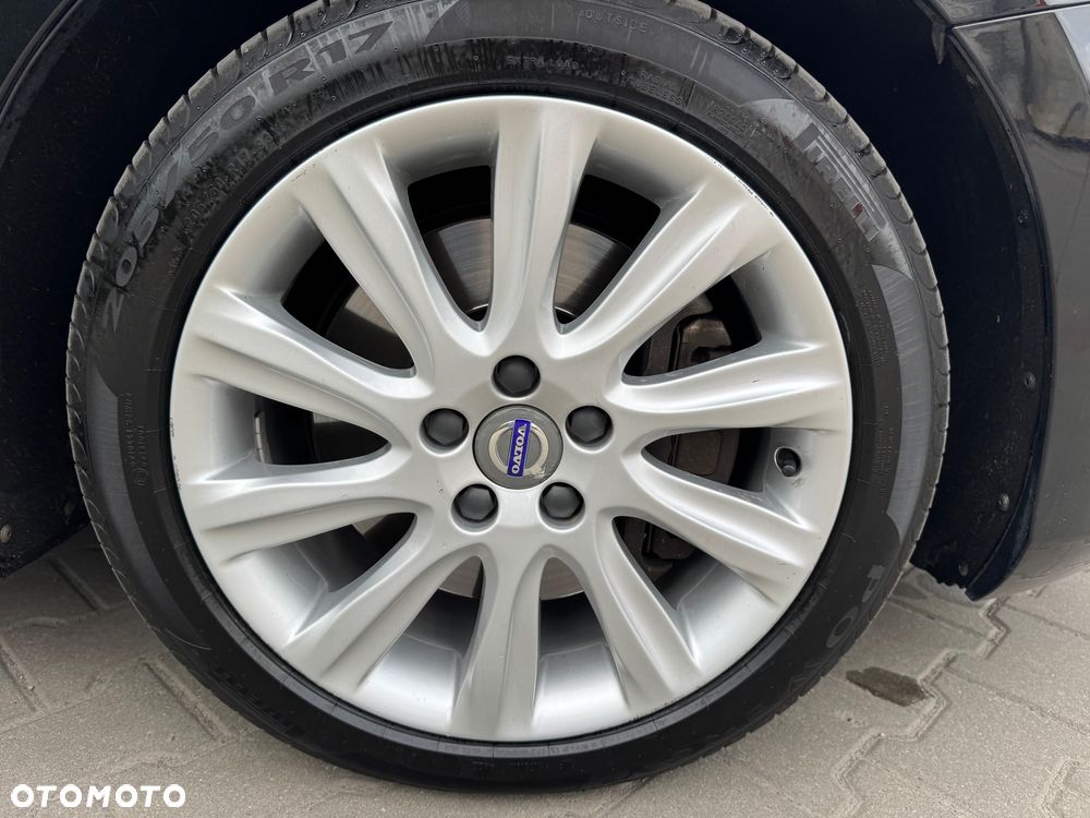 Volvo V40 D4 Geartronic Momentum - 20