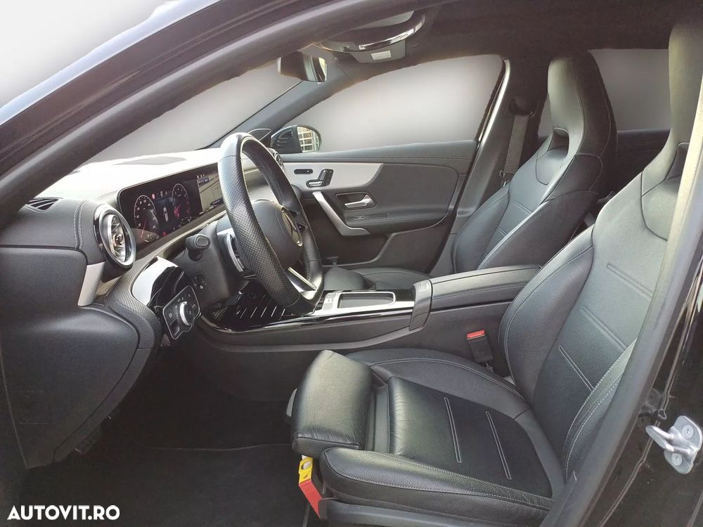 Mercedes-Benz A 220 4Matic MHEV 8G-DCT - 15