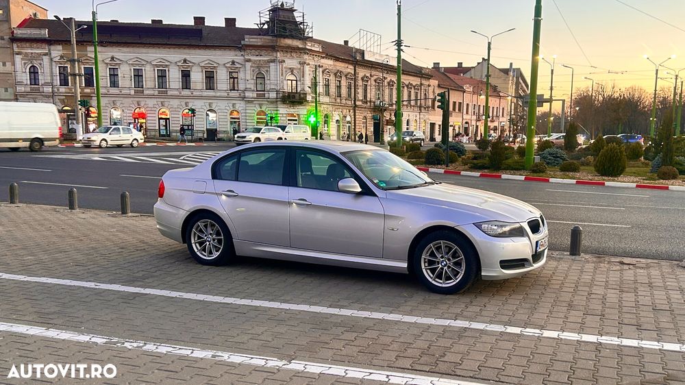BMW Seria 3 316d - 24