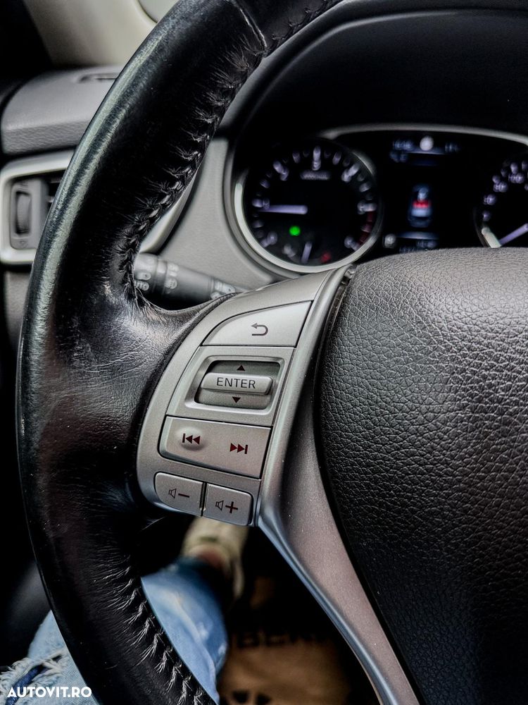 Nissan X-Trail 1.6L dCI Start/Stop XTRONIC Tekna - 22