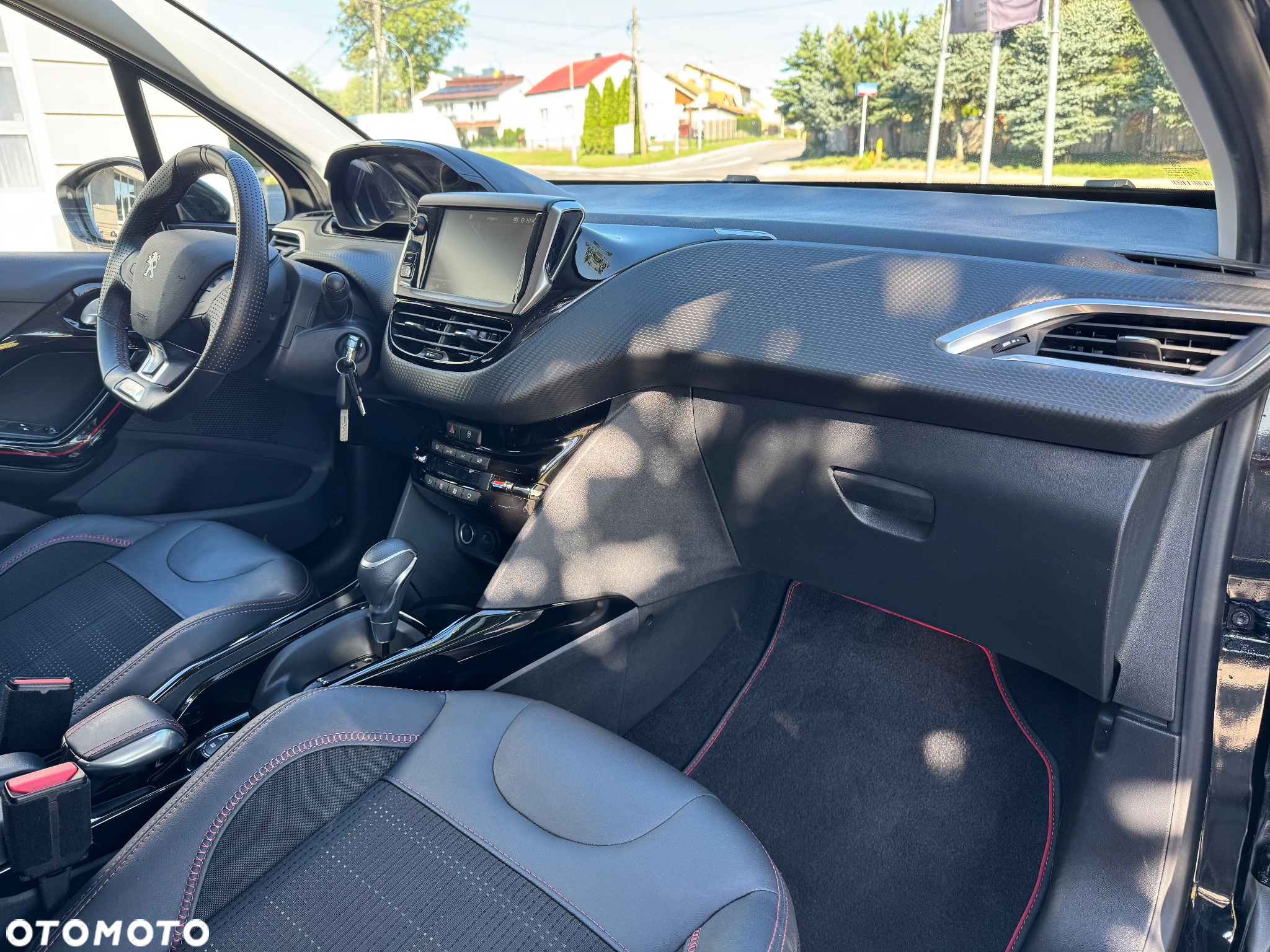 Peugeot 2008 PureTech 110 Stop&Start EAT6 GT-Line Edition - 25