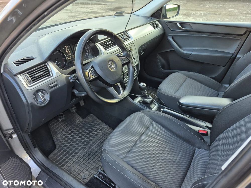 Skoda RAPID 1.2 TSI Elegance Max - 2
