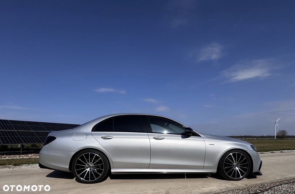 Mercedes-Benz Klasa E 220 d 4-Matic 9G-TRONIC - 4