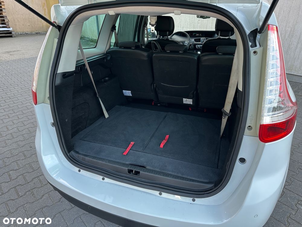 Renault Grand Scenic Energy dCi 130 Start & Stop Bose Edition - 17