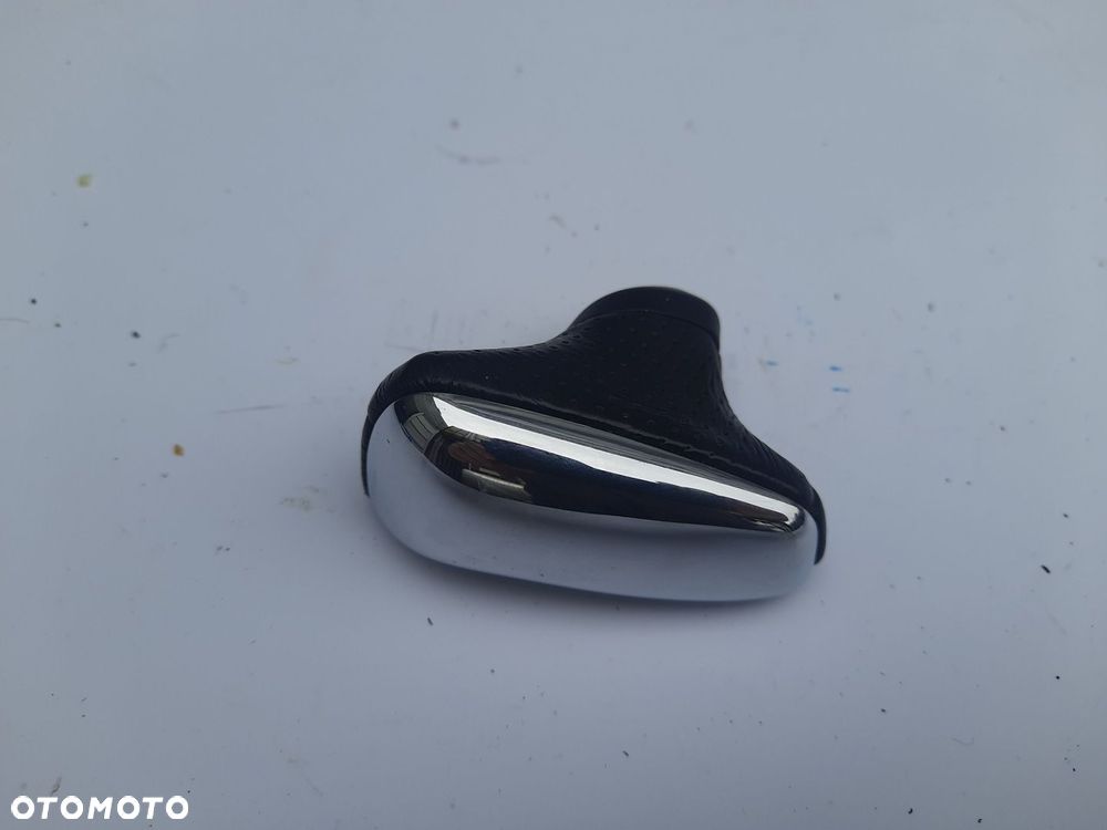 GAŁKA ZMIANY BIEGÓW LEXUS CT200H CT200 10-13r - 2