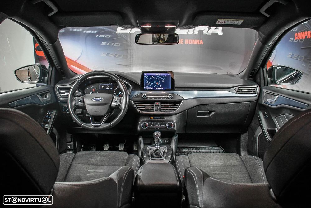 Ford Focus SW 1.5 TDCi EcoBlue Active - 3