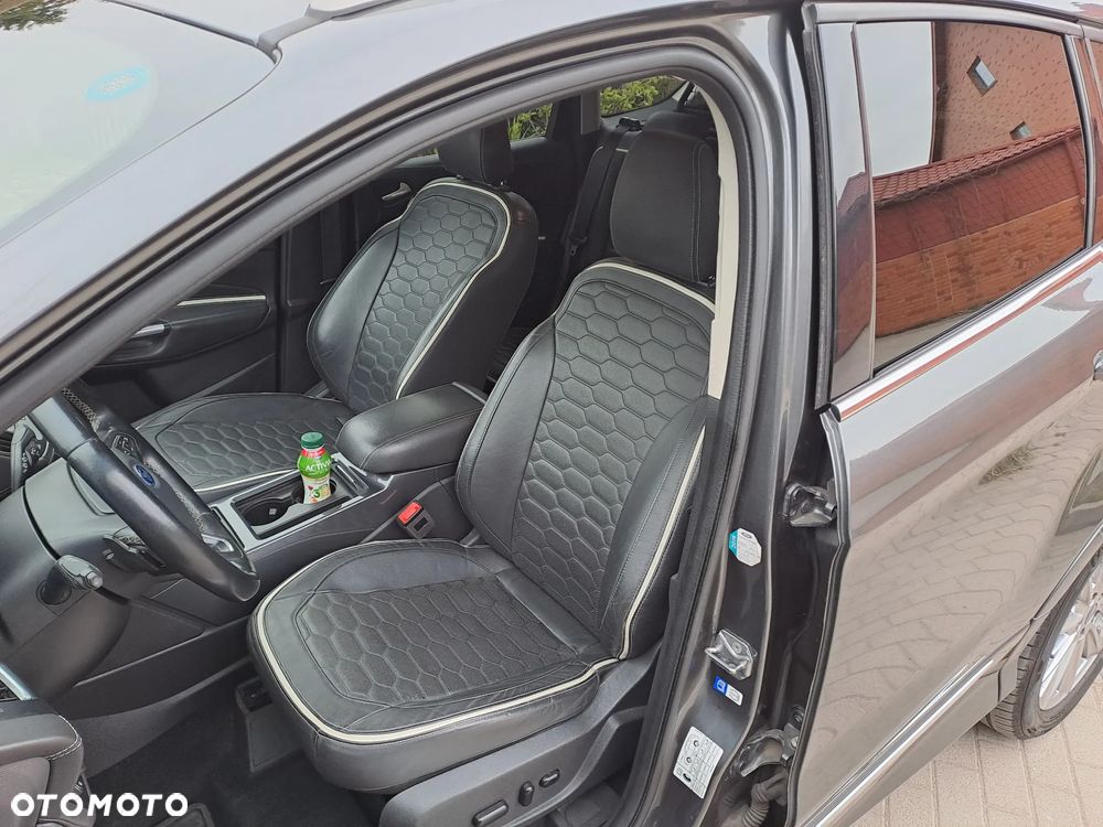 Ford Kuga 2.0 TDCi 4x4 Vignale - 12