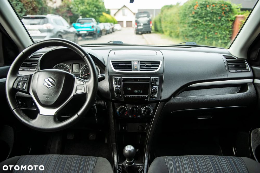 Suzuki Swift 1.2 Club - 29