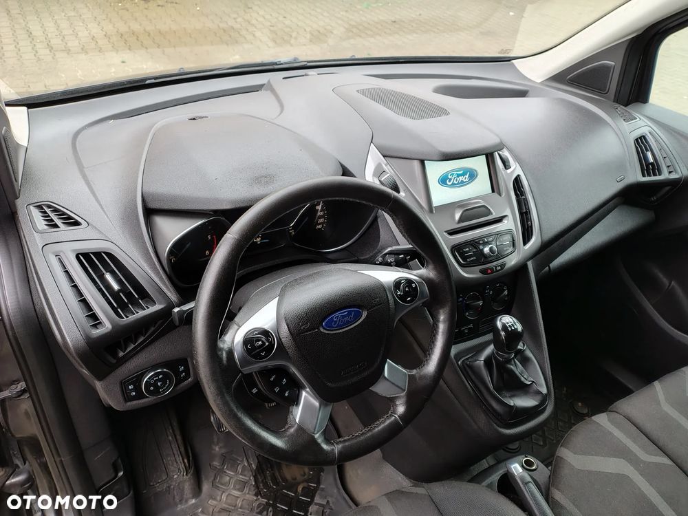 Ford Transit Connect - 11