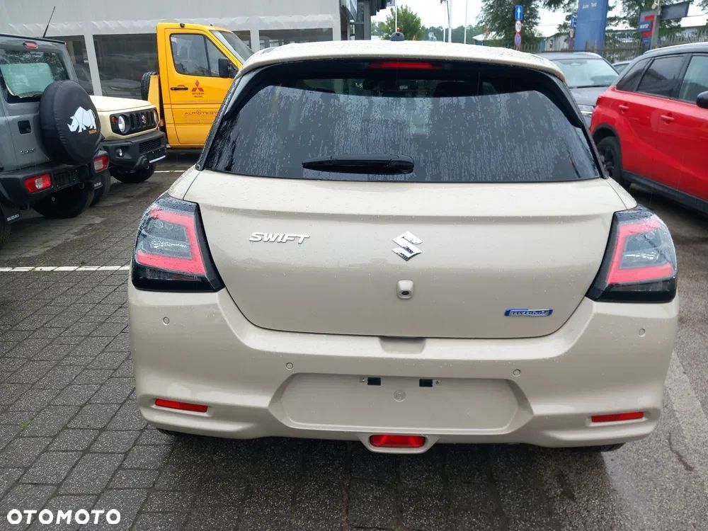 Suzuki Swift 1.2 Dualjet SHVS Premium Plus - 5