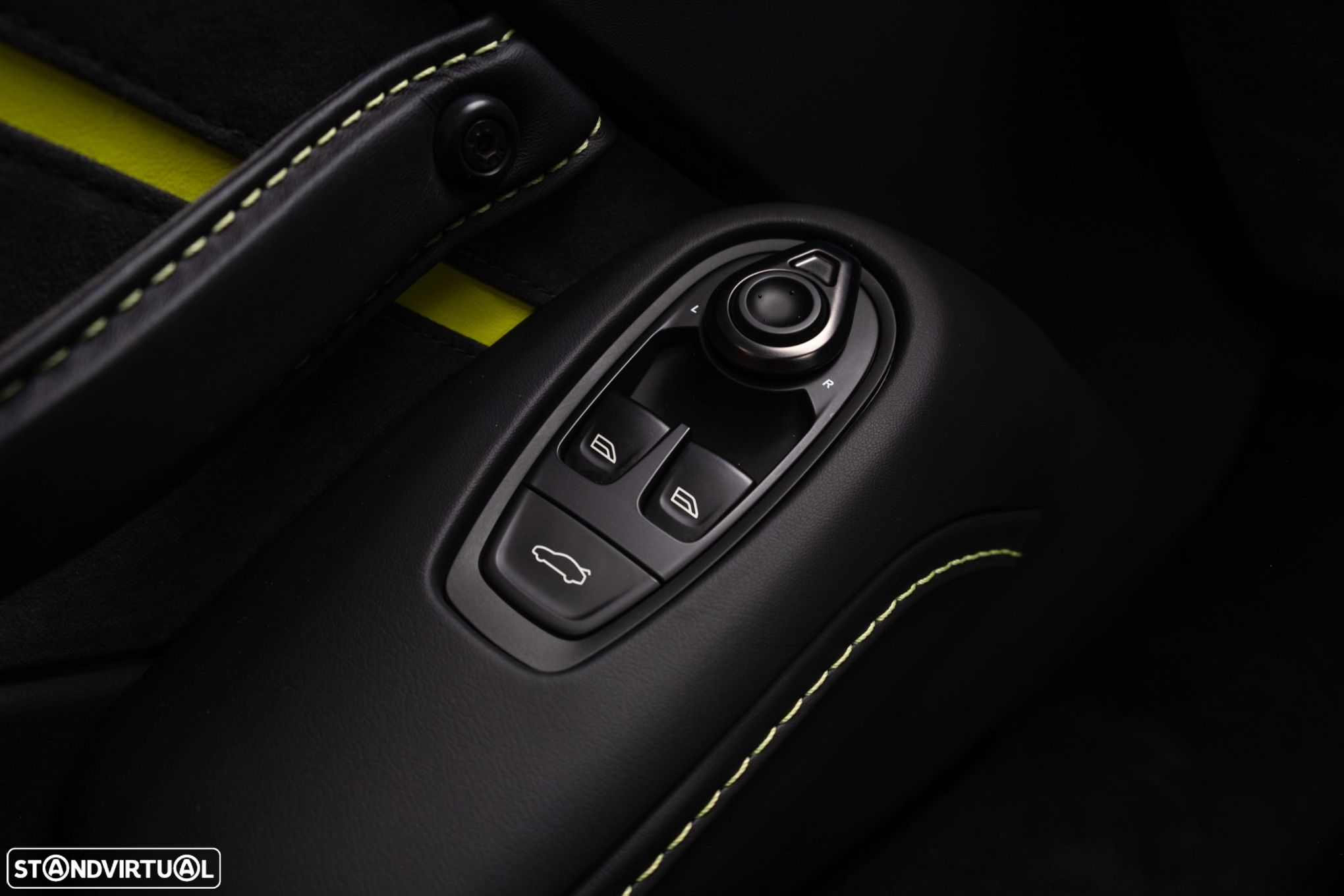 Aston Martin Vantage Coupe V8 F1 Edition - 20