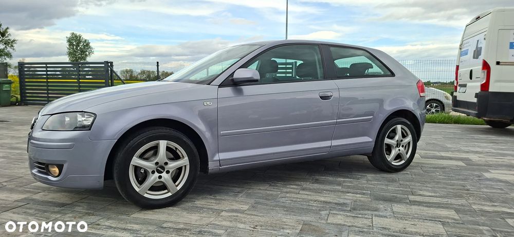 Audi A3 3-drzwiowe 1.6 Ambiente - 10