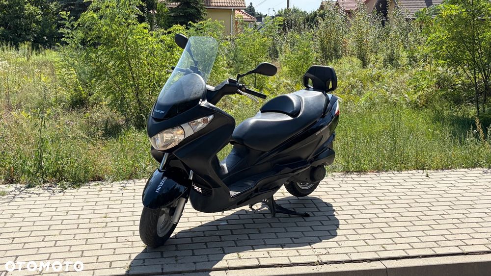 Suzuki Burgman - 1