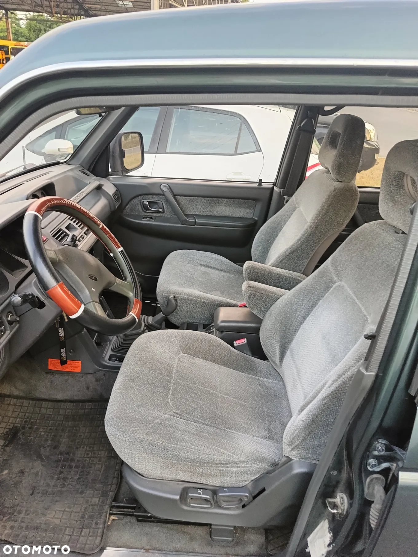 Mitsubishi Pajero 2.8 TD GLS - 7