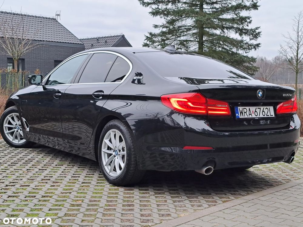 BMW Seria 5 530e iPerformance - 30