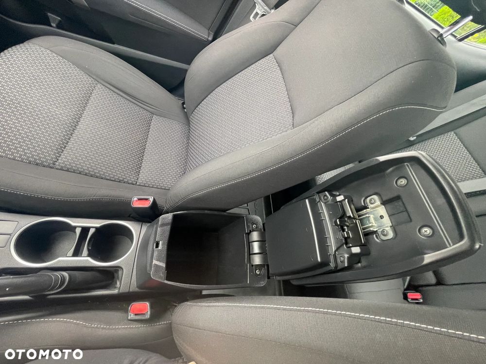 Toyota Corolla 1.6 Prestige EU6 - 21