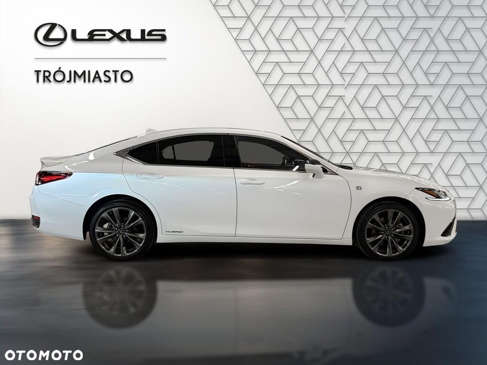 Lexus ES 300h F Sport Edition - 7