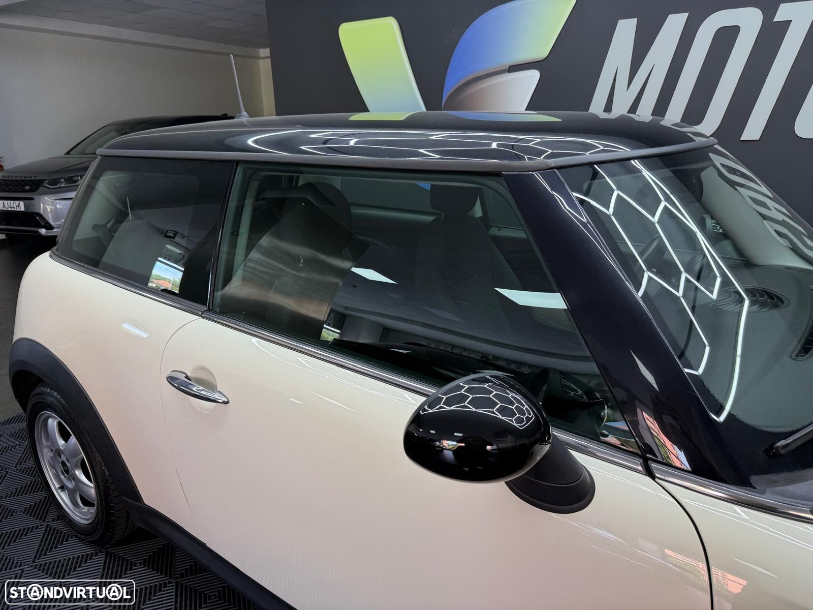 MINI 3 Portas Cooper Auto - 6