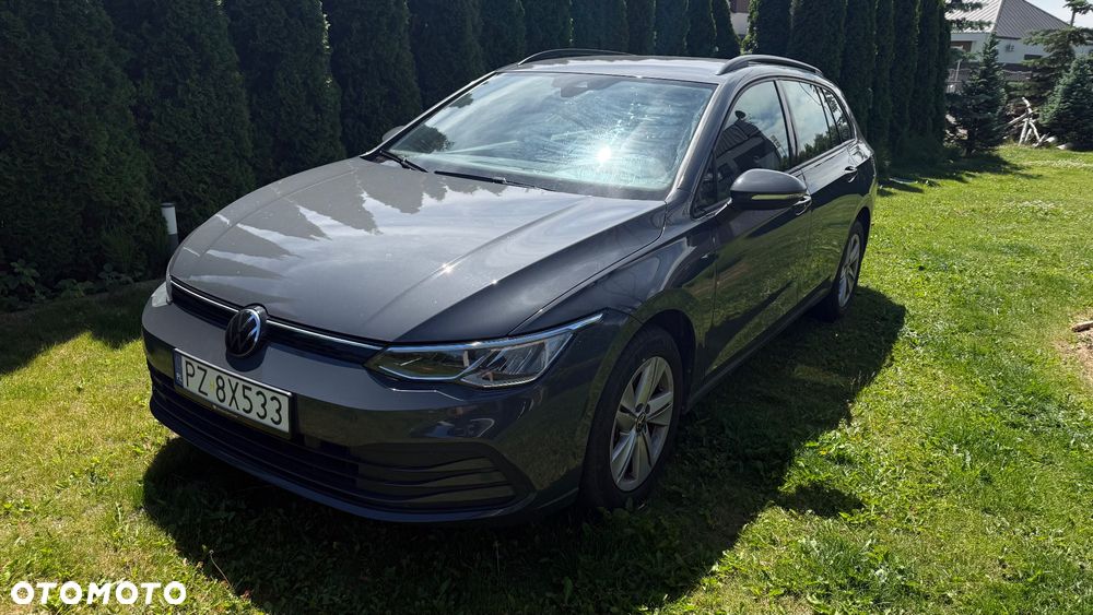 Volkswagen Golf - 1
