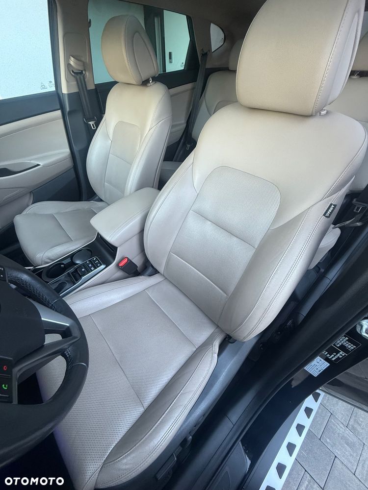 Hyundai Tucson 1.6 T-GDI Premium 4WD DCT - 24