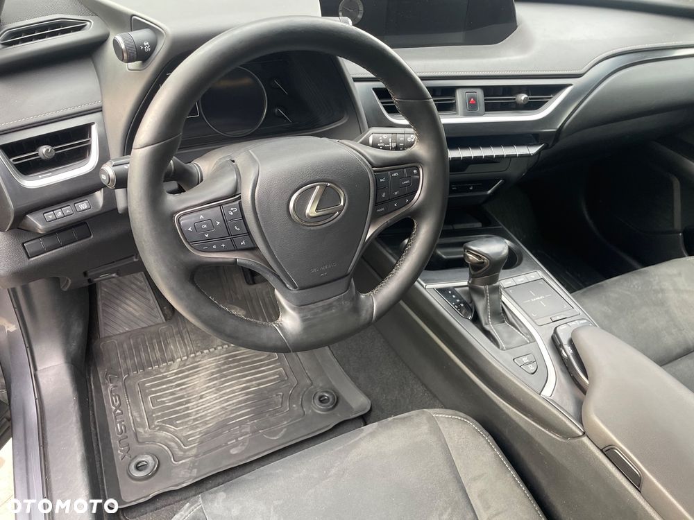 Lexus UX 250h GPF Elegance AWD - 10