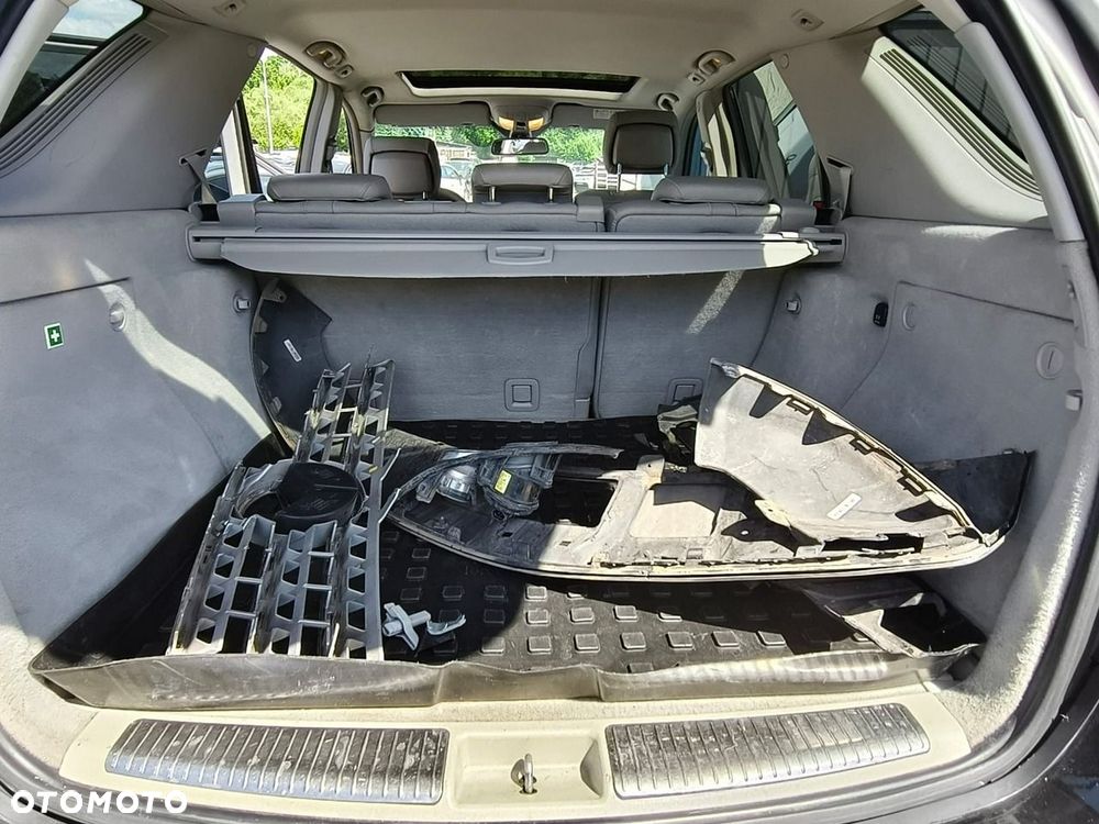 Mercedes-Benz ML - 18