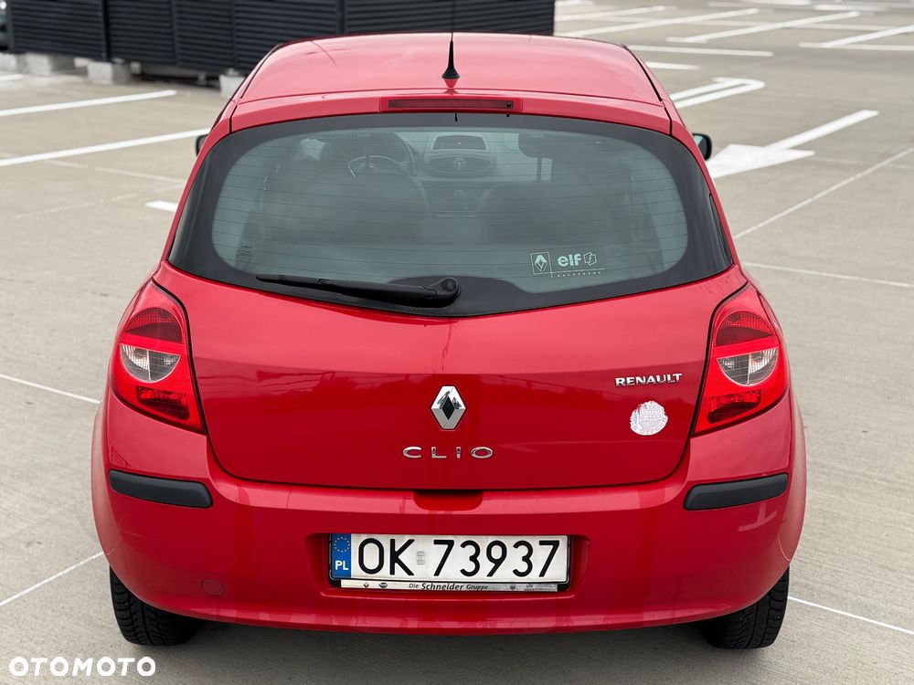 Renault Clio 1.2 16V 75 Collection - 4