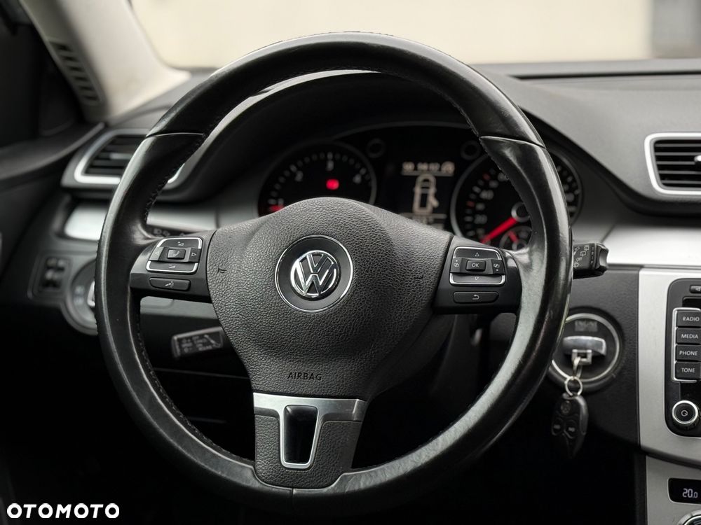 Volkswagen Passat 2.0 TDI 4Mot Highline - 7